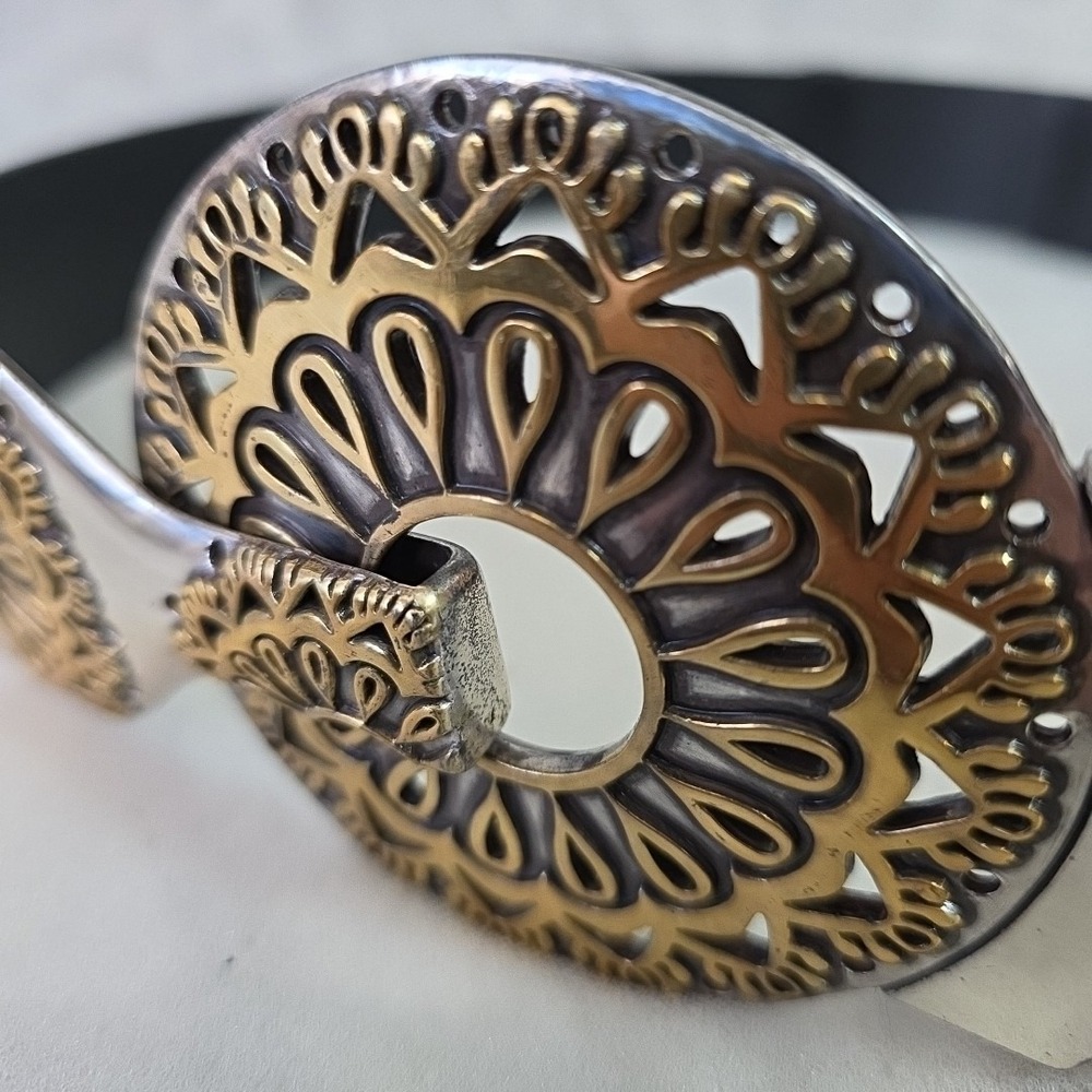 Chico's Black Genuine Leather Belt S/M Boho Mixed Metal Ornate Buckle 30" 2485 - Picture 3 of 12